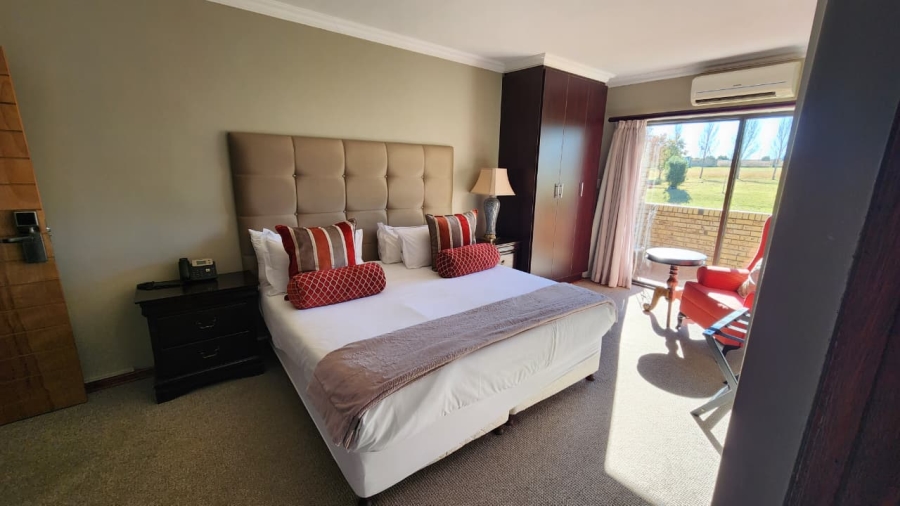 6 Bedroom Property for Sale in Groenvlei Free State